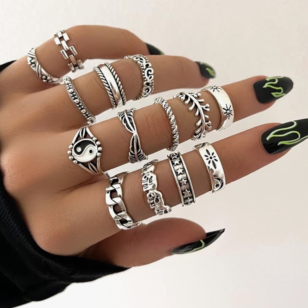 14 PIECE ring set